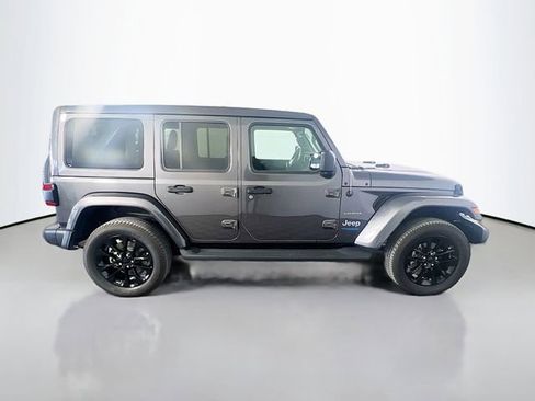 Used 2021 Jeep Wrangler Unlimited Sahara w/ Cold Weather Group image 9