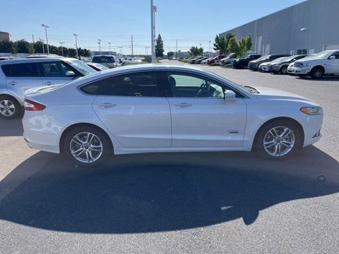 Used 2015 Ford Fusion Energi Titanium w/ Driver Assist Package FWD image 4