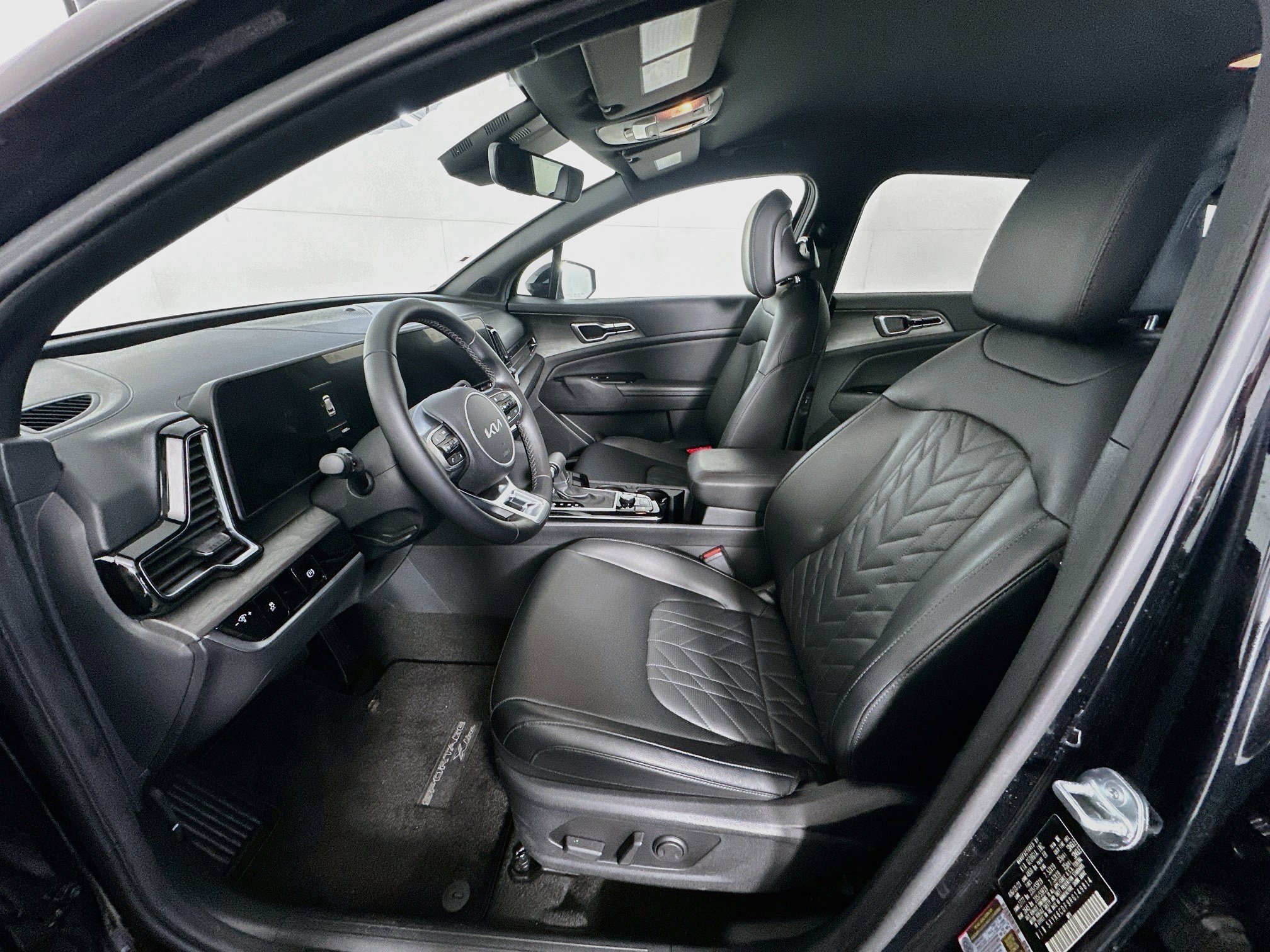 Used 2024 Kia Sportage X-Line AWD/4WD image 13