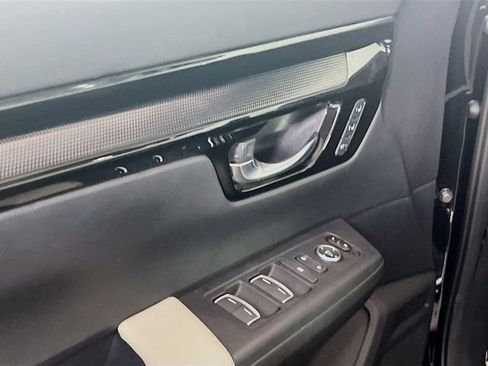 Used 2025 Honda CR-V EX-L image 14