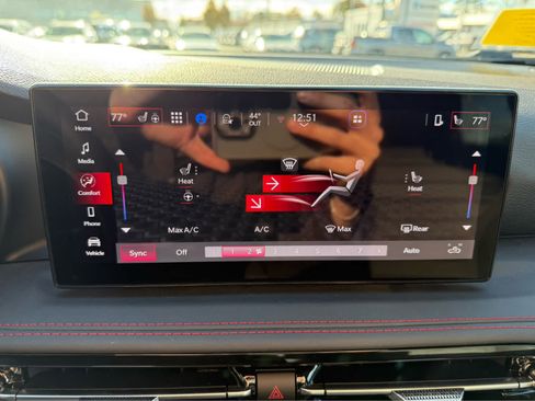 Used 2025 Dodge Hornet R/T w/ R/T Blacktop Package image 13