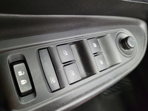 Used 2016 Buick Encore Premium image 27