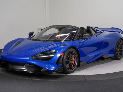 Used 2022 McLaren 765LT RWD image 7