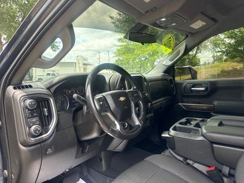 Used 2021 Chevrolet Silverado 1500 LT AWD/4WD image 13