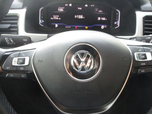 Used 2019 Volkswagen Atlas SEL Premium image 22