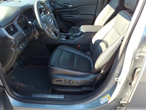 Used 2023 GMC Acadia AT4 w/ Technology Package image 12