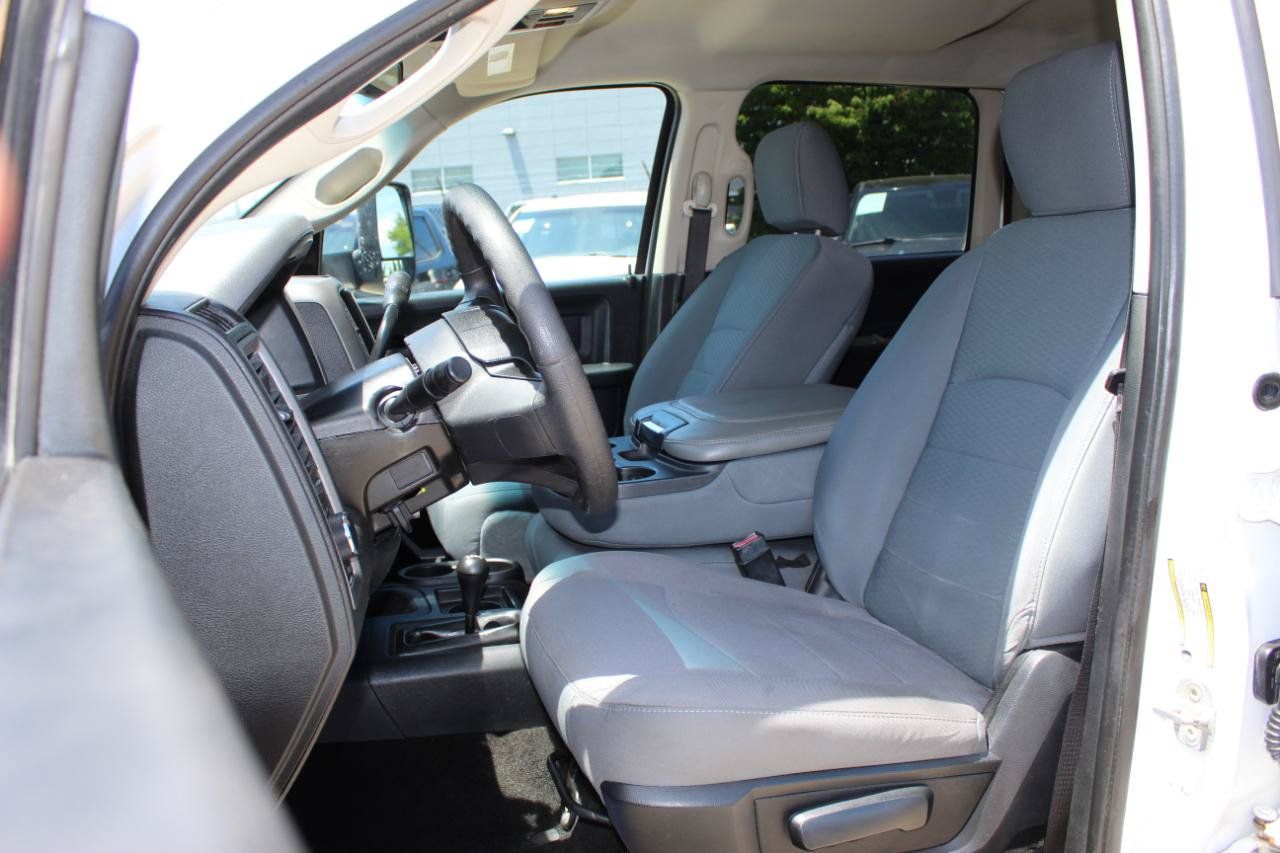 Used 2014 RAM 2500 Tradesman w/ Chrome Appearance Group AWD/4WD image 11