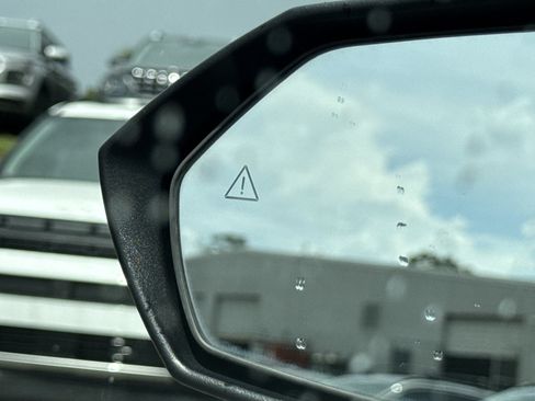 Certified 2023 Hyundai Elantra SEL FWD image 16