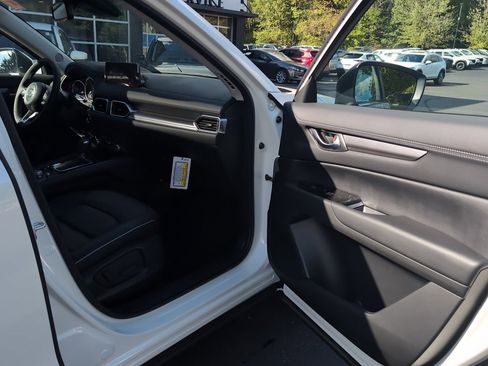 New 2025 MAZDA CX-5 AWD 2.5 S w/ Preferred Package image 57