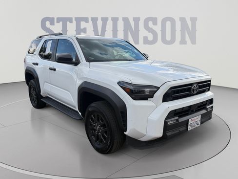 Certified 2025 Toyota 4Runner SR5 AWD/4WD image 7
