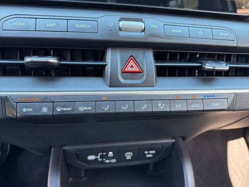 Used 2025 Kia K4 FWD image 11