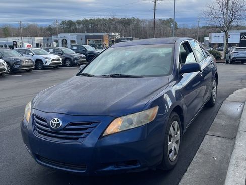 Used 2009 Toyota Camry LE image 4