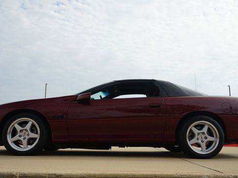 Used 2000 Chevrolet Camaro Z28 w/ Preferred Equipment Group 2 image 7