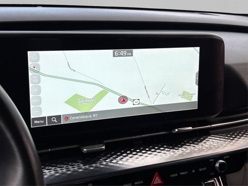Used 2023 Kia Carnival SX Prestige FWD image 34