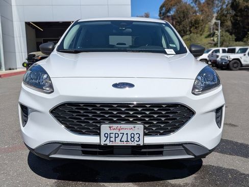 Used 2022 Ford Escape SE image 8