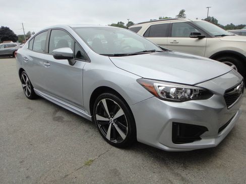 Used 2018 Subaru Impreza 2.0i Sport AWD/4WD image 3