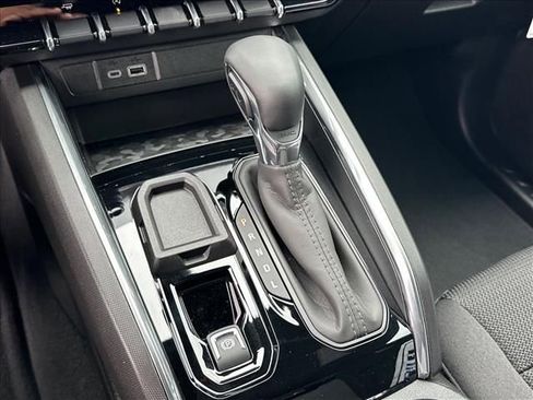 New 2026 GMC Canyon Elevation RWD image 32