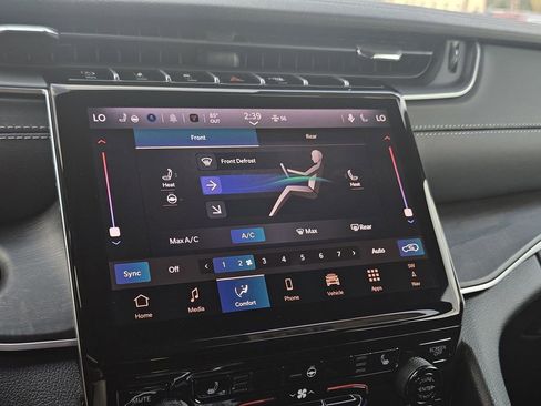 New 2025 Jeep Grand Cherokee L Limited image 20