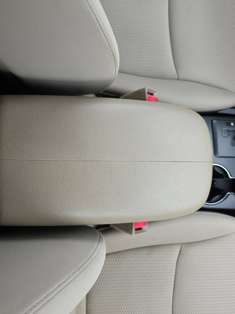 Used 2013 Kia Sorento LX w/ Convenience Pkg FWD image 27