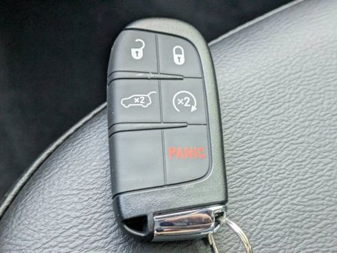 New 2026 Jeep Compass Latitude w/ Sun and Sound Group AWD/4WD image 26