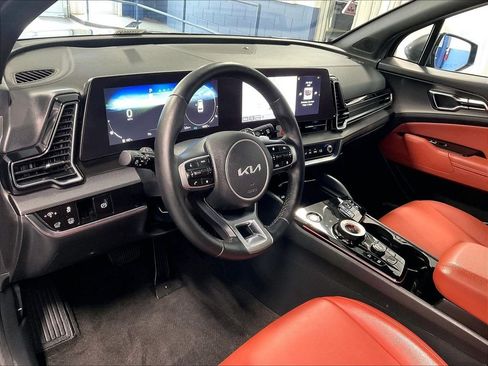 Used 2025 Kia Sportage SX Prestige AWD/4WD image 8