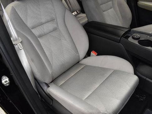 Certified 2024 Nissan Rogue SV AWD/4WD image 22