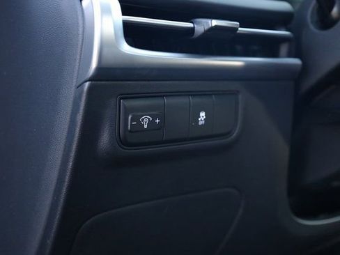 Used 2025 Hyundai Tucson SE image 13