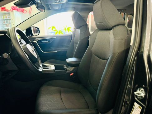 Used 2024 Toyota RAV4 XLE image 14