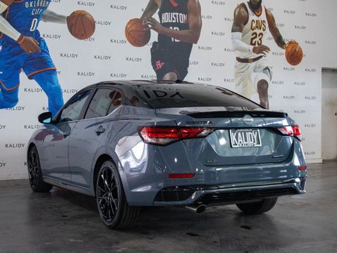 Used 2025 Nissan Sentra SR w/ Midnight Edition FWD image 21