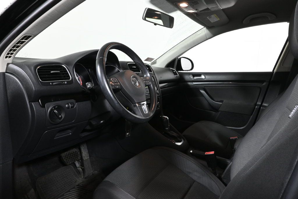 Used 2013 Volkswagen Jetta S FWD image 4