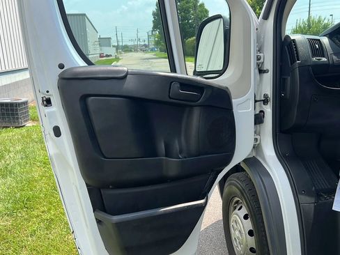 Used 2016 RAM ProMaster 2500 image 10