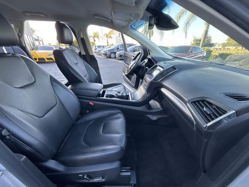 Used 2019 Ford Edge Titanium w/ Cargo Accessory Package image 16