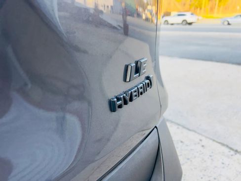 Used 2020 Toyota RAV4 LE w/ All Weather Liner Package image 10