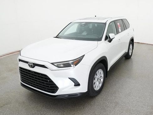 New 2026 Toyota Grand Highlander FWD image 16