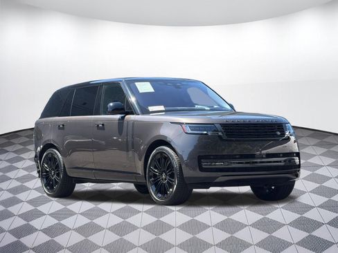 Certified 2023 Land Rover Range Rover Long Wheelbase First Edition AWD/4WD image 6