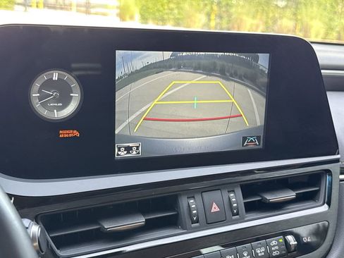 Used 2022 Lexus ES 350 w/ Accessory Package 2 FWD image 24
