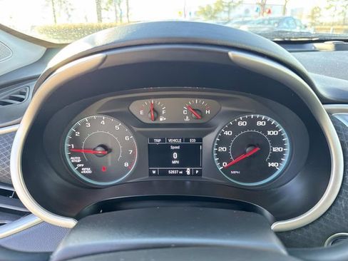 Used 2024 Chevrolet Malibu LT image 28