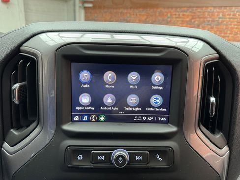 Used 2024 Chevrolet Silverado 1500 Custom w/ Turbomax Blackout Package AWD/4WD image 19