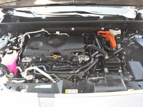 Certified 2024 Toyota RAV4 XSE w/ Weather Package AWD/4WD image 30