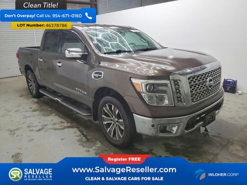 Used 2017 Nissan Titan SL image 5