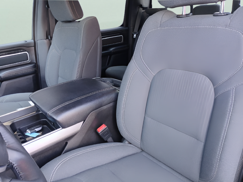 Used 2023 RAM 1500 Big Horn AWD/4WD image 25