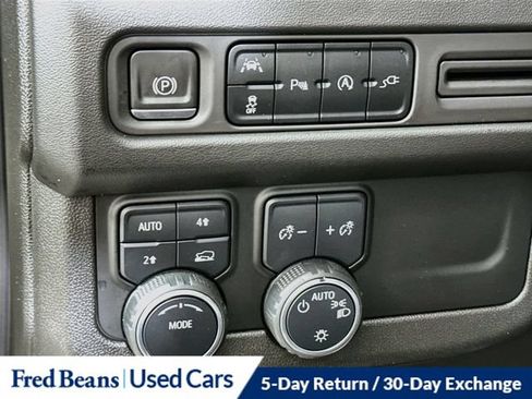 Used 2021 Chevrolet Tahoe RST w/ Luxury Package AWD/4WD image 15