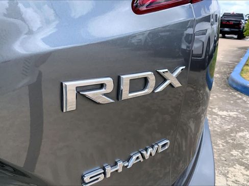 Used 2025 Acura RDX SH-AWD image 30