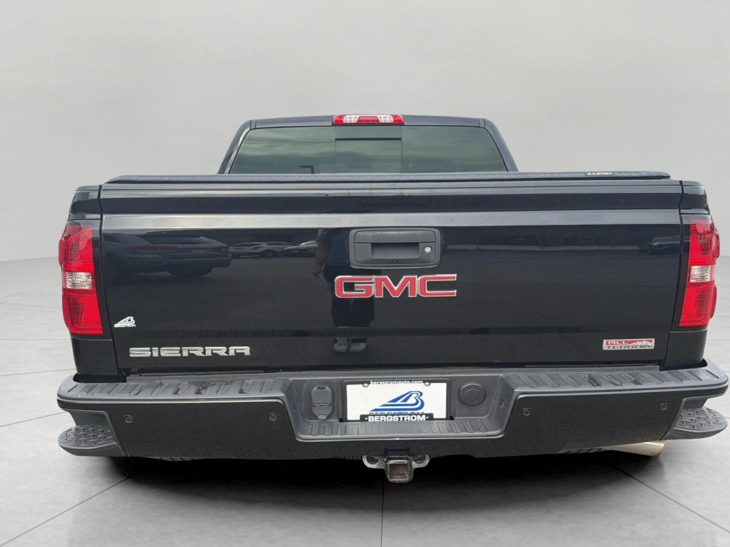 Used 2015 GMC Sierra 1500 SLT AWD/4WD image 48
