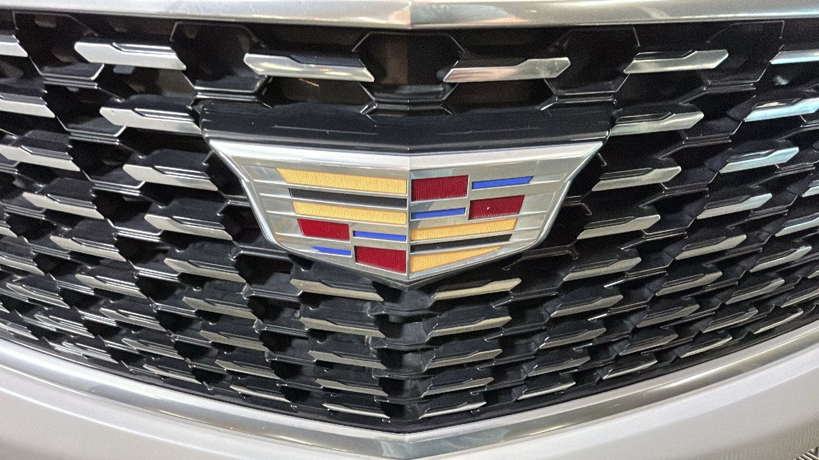 Used 2022 Cadillac XT5 Luxury AWD/4WD image 9