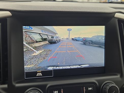 Used 2022 GMC Terrain SLE w/ Driver Convenience Package image 18