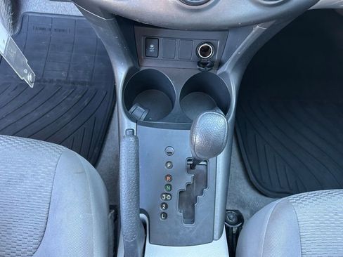 Used 2011 Toyota RAV4 4WD w/ Upgrade Value Pkg image 19