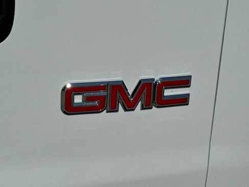 New 2025 GMC Savana 2500 w/ Driver Convenience Package image 15