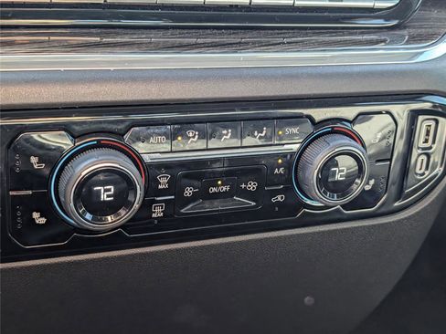 Used 2024 Chevrolet Silverado 1500 LT image 21