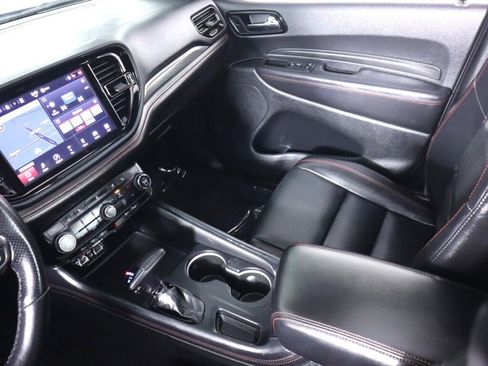Used 2024 Dodge Durango GT image 31